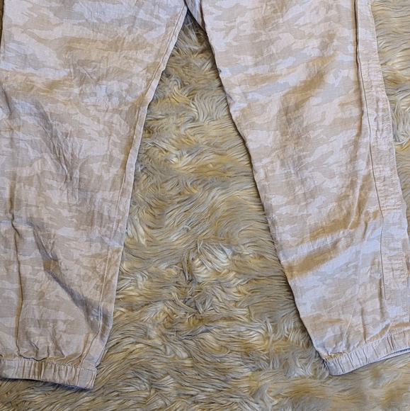 EUC Athleta Cabo Tide Linen Jogger - Picture 5 of 16